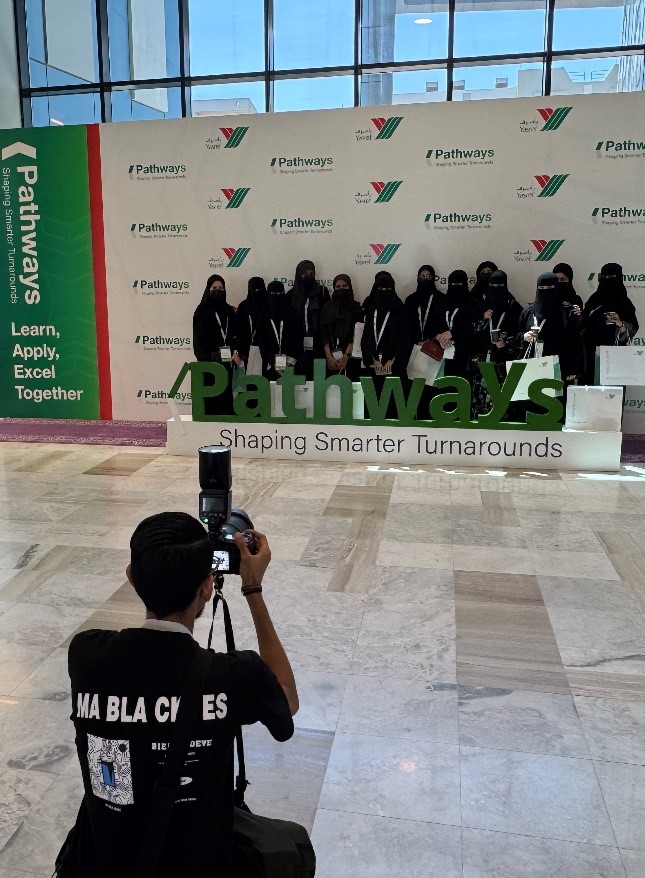 مشاركة طلاب الكلية في مؤتمر ومعرض الصيانة الدورية مشاركة طلاب الكلية في مؤتمر ومعرض الصيانة الدورية